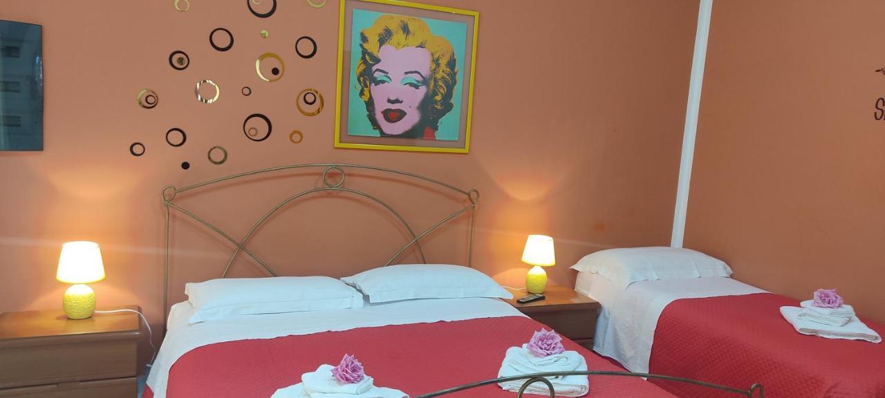 Estia Holidays Apartments - Taormina Bilik gambar